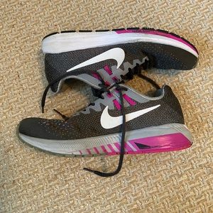 Nike Zoom Structure 20 Running Shoes